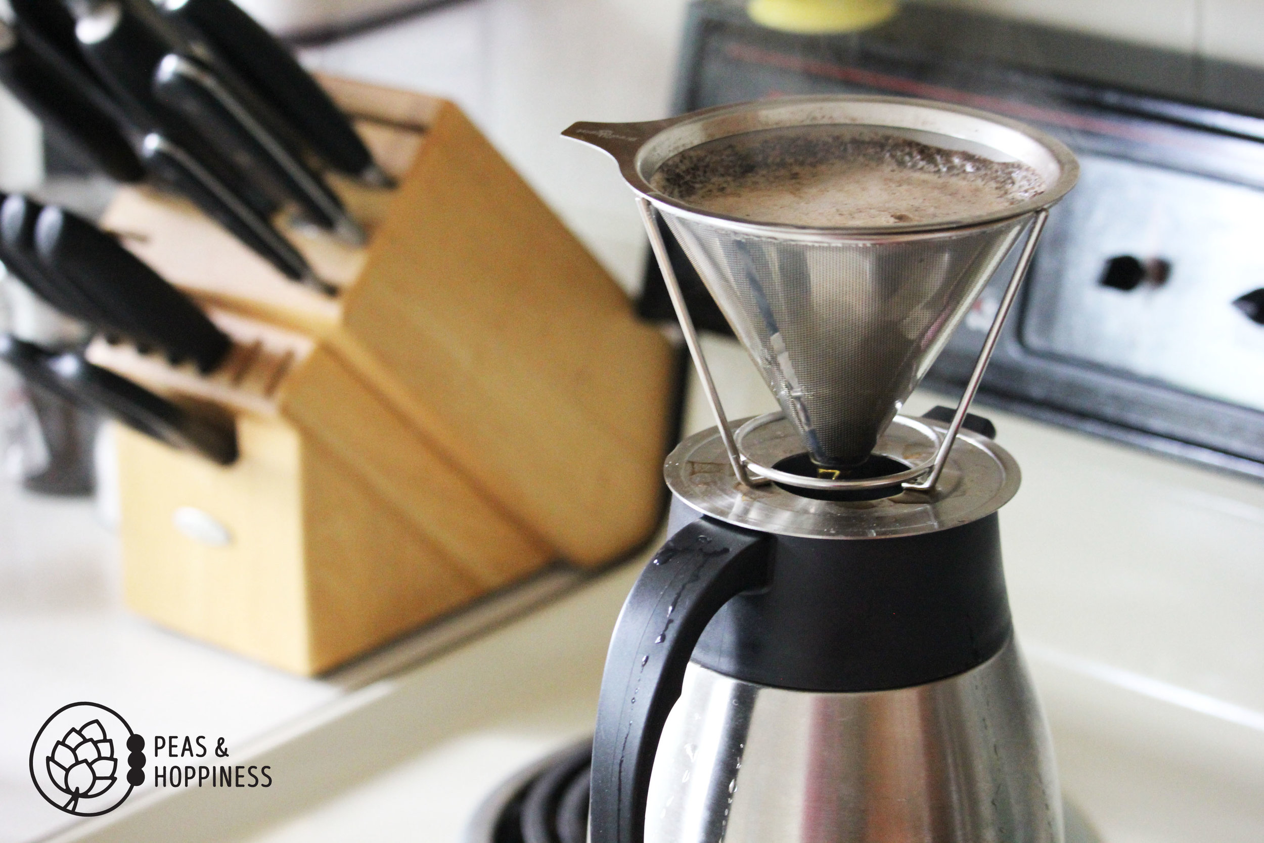 Pourover-style coffee: for the ideal water temperature to make the perfect cup of coffee.
